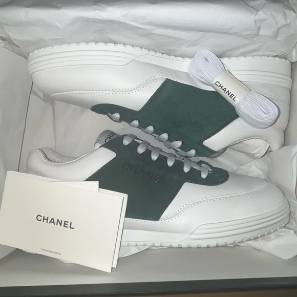 Authentic Chanel Calfskin Suede Coco Mark Logo Women’s sneakers size 40 - Picture 2 of 15